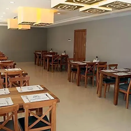 Hotel Paris Prestige