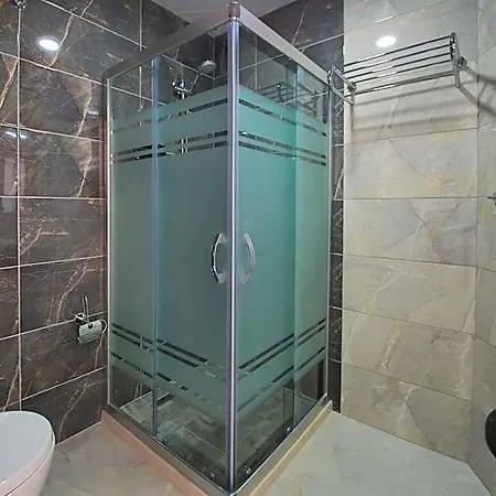 Hotel Paris Prestige 3*