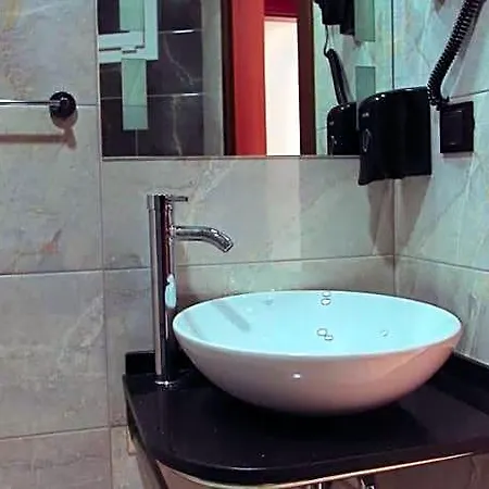 Hotel Paris Prestige Gaziemir