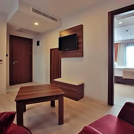 Paris Prestige Hotel 3*